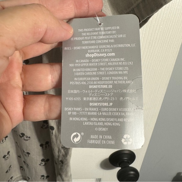 NEW Disney Mickey Mouse XL button up shirt, cotton, gray/black - Picture 5 of 14